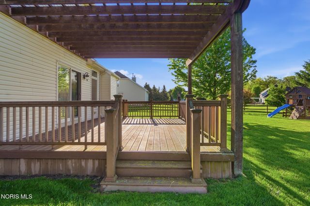 8453 Snapdragon Lane, Monclova, OH 43542
