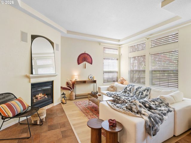 1820 Ne ASHBERRY Dr, Hillsboro, OR 97124