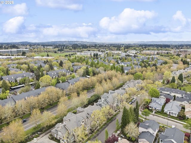 1820 Ne ASHBERRY Dr, Hillsboro, OR 97124