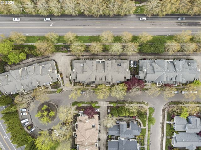 1820 Ne ASHBERRY Dr, Hillsboro, OR 97124