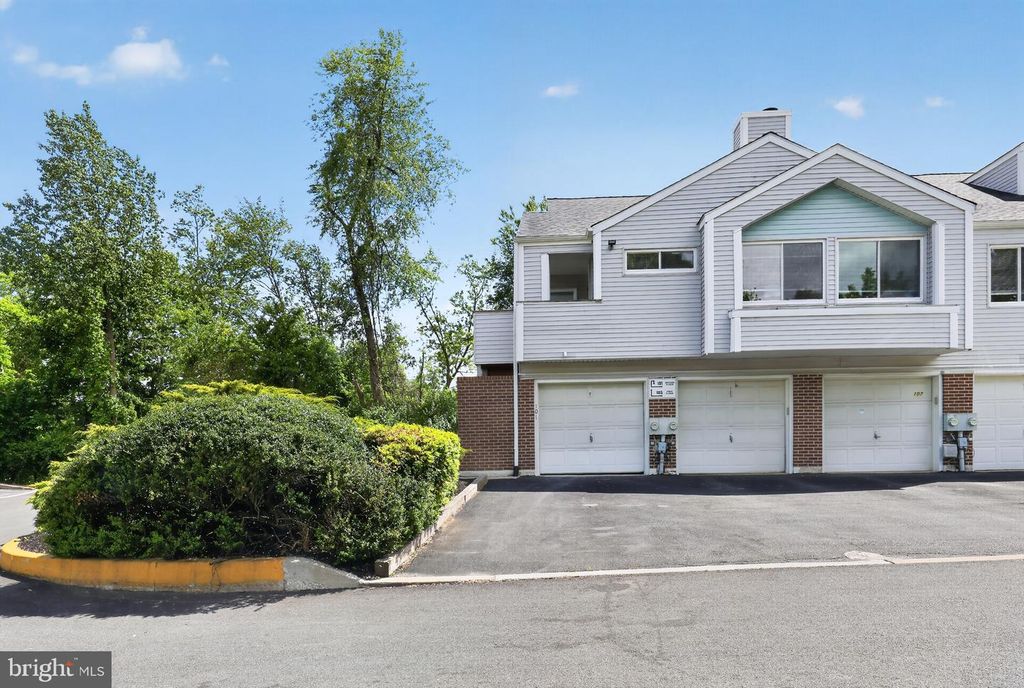 101 MARGIT CT, Newark, DE 19711