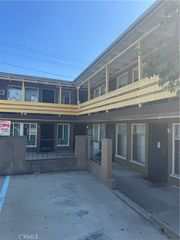 1830 E Villa Street, Pasadena, CA 91107