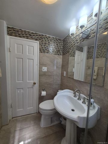 118-66 Metropolitan 5E, Kew Gardens, NY 11415