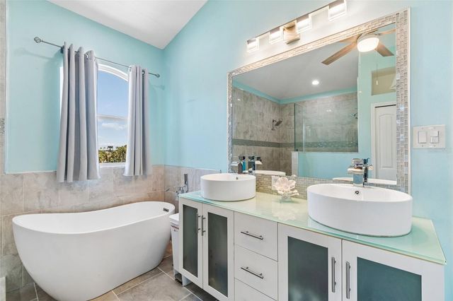 6121 LAFAYETTE STREET, New Port Richey, FL 34652