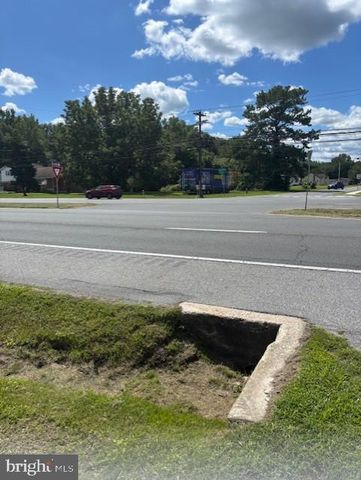 4538 N DUPONT HWY, Dover, DE 19901