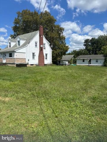 4538 N DUPONT HWY, Dover, DE 19901