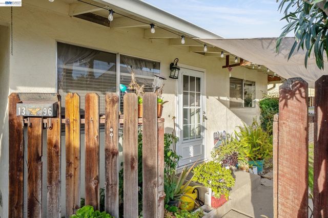 1396 Berry Ln, Brentwood, CA 94513