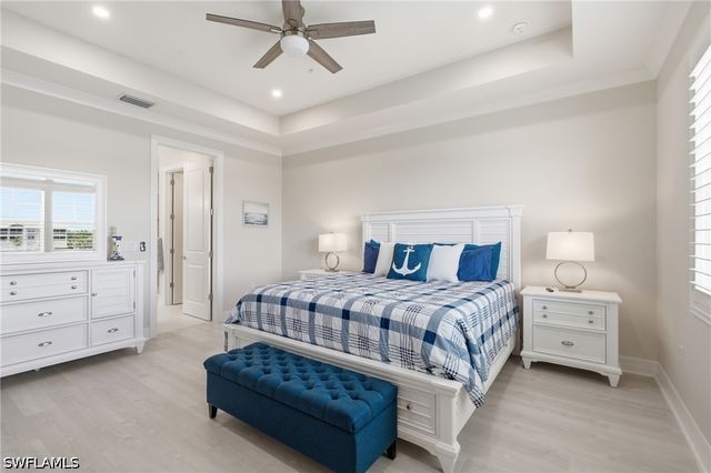 239 Indies DR E 202, Naples, FL 34114