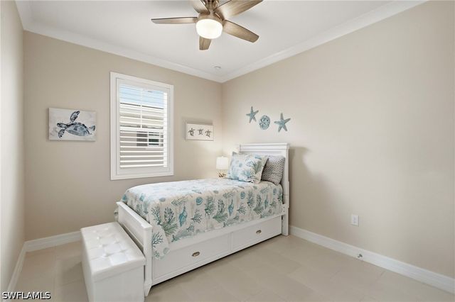 239 Indies DR E 202, Naples, FL 34114