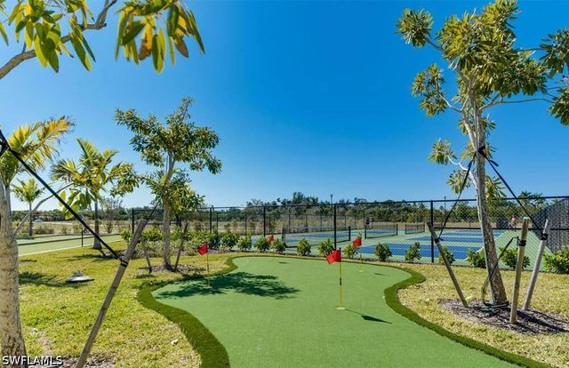 239 Indies DR E 202, Naples, FL 34114