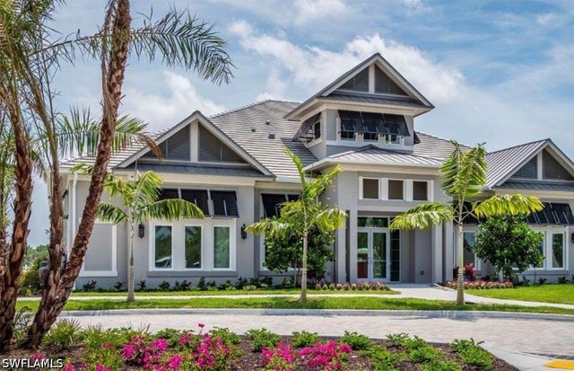 239 Indies DR E 202, Naples, FL 34114
