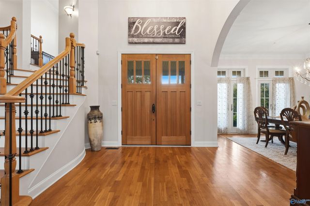 3117 Longshadow Way SE, Owens Cross Roads, AL 35763