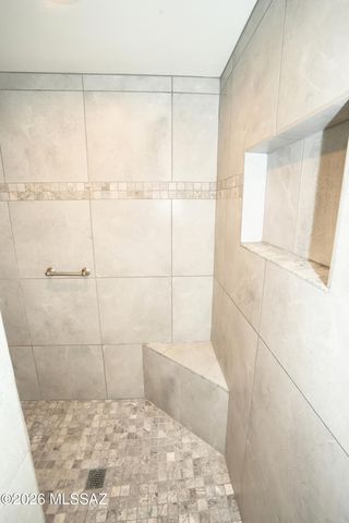 745 W Sunlight Lane, Tucson, AZ 85704