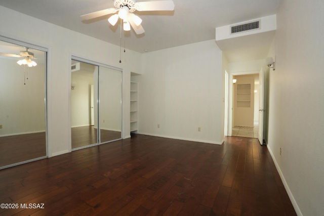 745 W Sunlight Lane, Tucson, AZ 85704