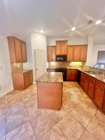 5827 Windy Meadow Lane, Grand Prairie, TX 75052