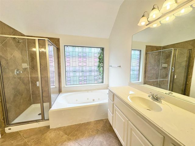 5827 Windy Meadow Lane, Grand Prairie, TX 75052