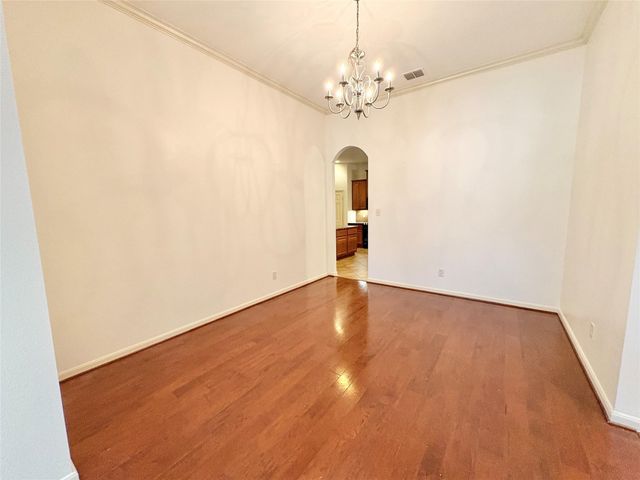 5827 Windy Meadow Lane, Grand Prairie, TX 75052