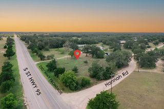 113 Hannah RD A, Smithville, TX 78957