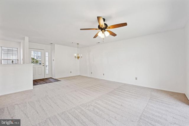 1107 SQUIRREL RD, Marlton, NJ 08053