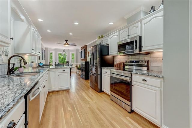 255 Dionne Way, Stokesdale, NC 27357