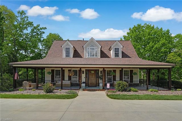 255 Dionne Way, Stokesdale, NC 27357