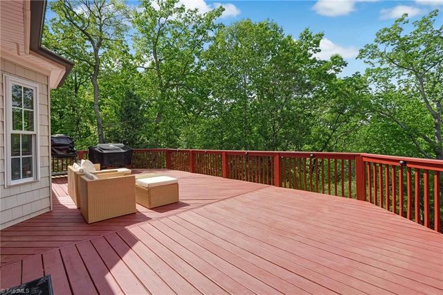 255 Dionne Way, Stokesdale, NC 27357