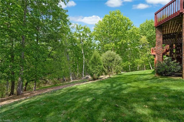 255 Dionne Way, Stokesdale, NC 27357