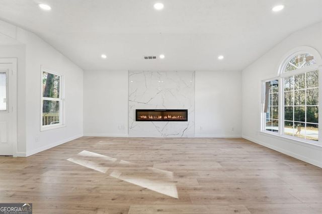 6381 Phillips Creek Drive, Lithonia, GA 30058