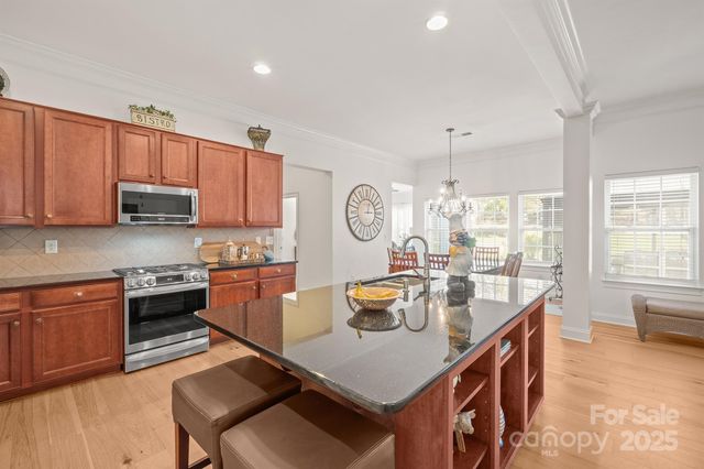 8219 Cottsbrooke Drive, Huntersville, NC 28078