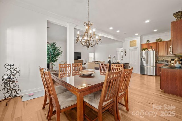 8219 Cottsbrooke Drive, Huntersville, NC 28078