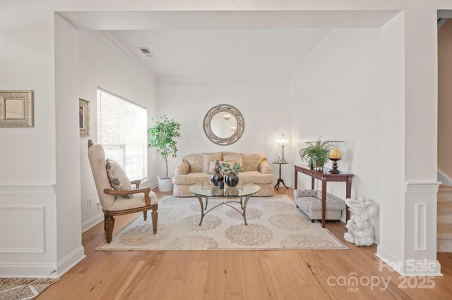 8219 Cottsbrooke Drive, Huntersville, NC 28078