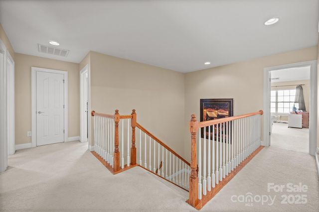 8219 Cottsbrooke Drive, Huntersville, NC 28078