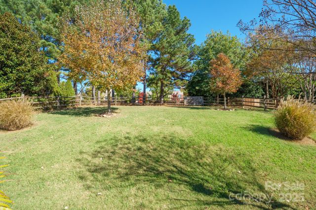 8219 Cottsbrooke Drive, Huntersville, NC 28078