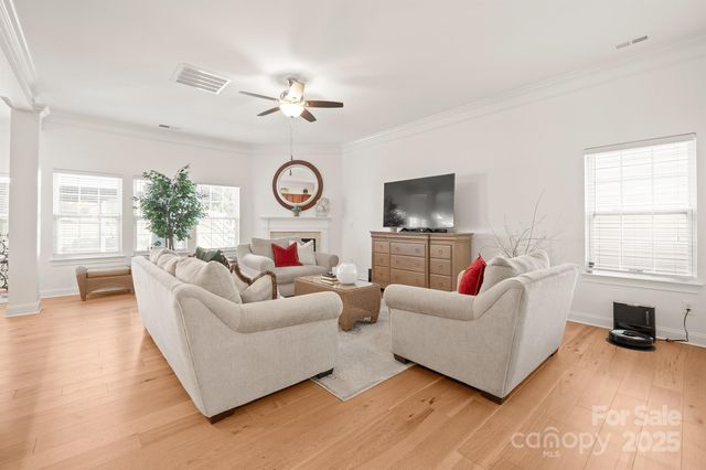 8219 Cottsbrooke Drive, Huntersville, NC 28078