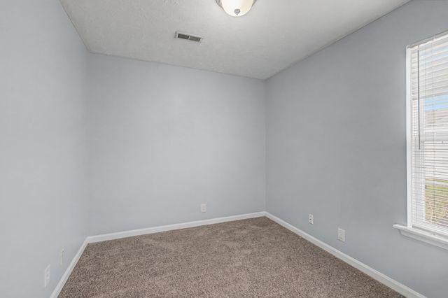 1022 Cheryl Ln, La Vergne, TN 37086