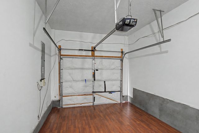 1022 Cheryl Ln, La Vergne, TN 37086