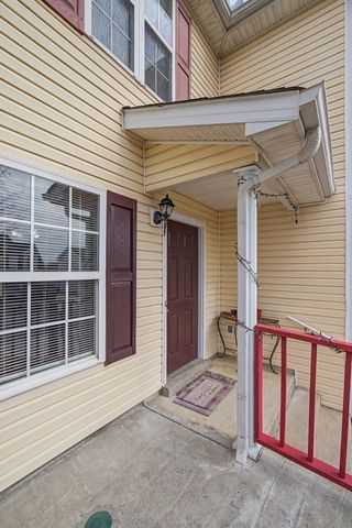 1022 Cheryl Ln, La Vergne, TN 37086