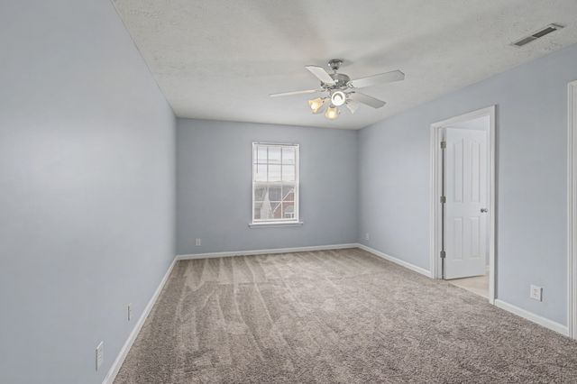 1022 Cheryl Ln, La Vergne, TN 37086