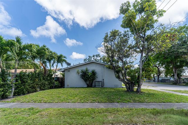 2260 Charleston Street, Hollywood, FL 33020