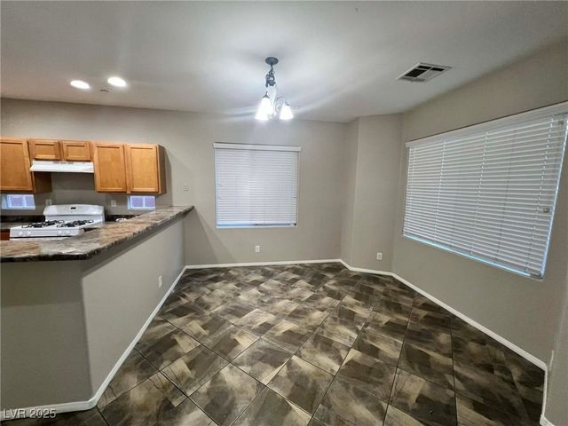7204 Glen Shire Court, Las Vegas, NV 89149