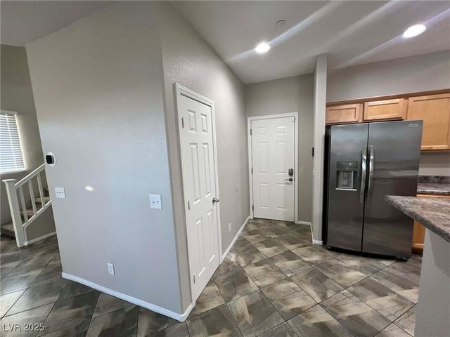 7204 Glen Shire Court, Las Vegas, NV 89149