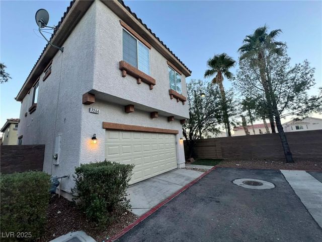 7204 Glen Shire Court, Las Vegas, NV 89149