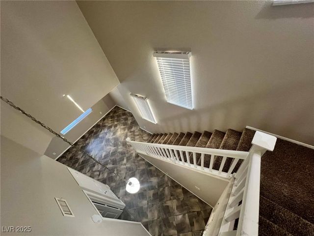7204 Glen Shire Court, Las Vegas, NV 89149