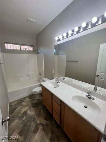 7204 Glen Shire Court, Las Vegas, NV 89149