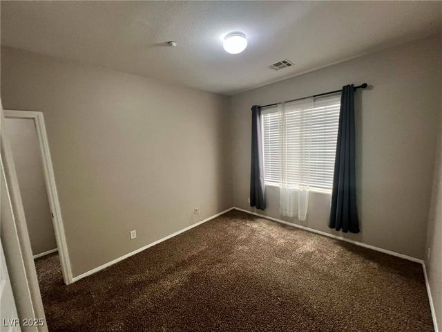 7204 Glen Shire Court, Las Vegas, NV 89149