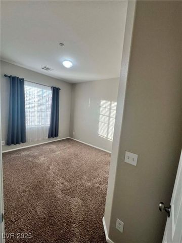 7204 Glen Shire Court, Las Vegas, NV 89149