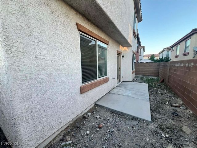 7204 Glen Shire Court, Las Vegas, NV 89149