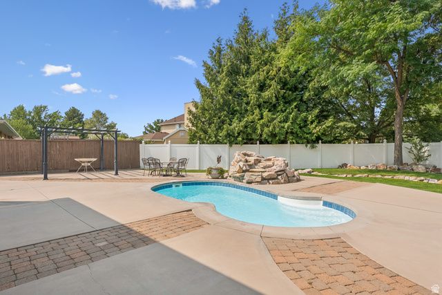 10685 N JERLING DR, Highland, UT 84003