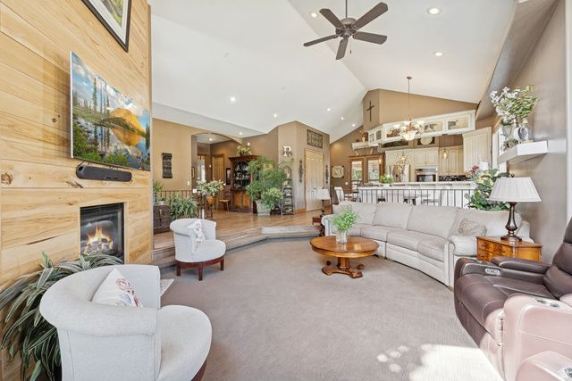 10685 N JERLING DR, Highland, UT 84003