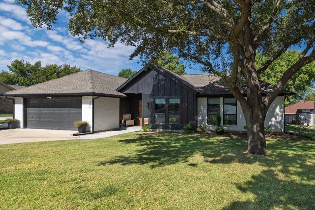 304 King Trail, Keller, TX 76248